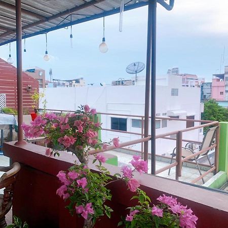 Ying Hostel Banguecoque Exterior foto